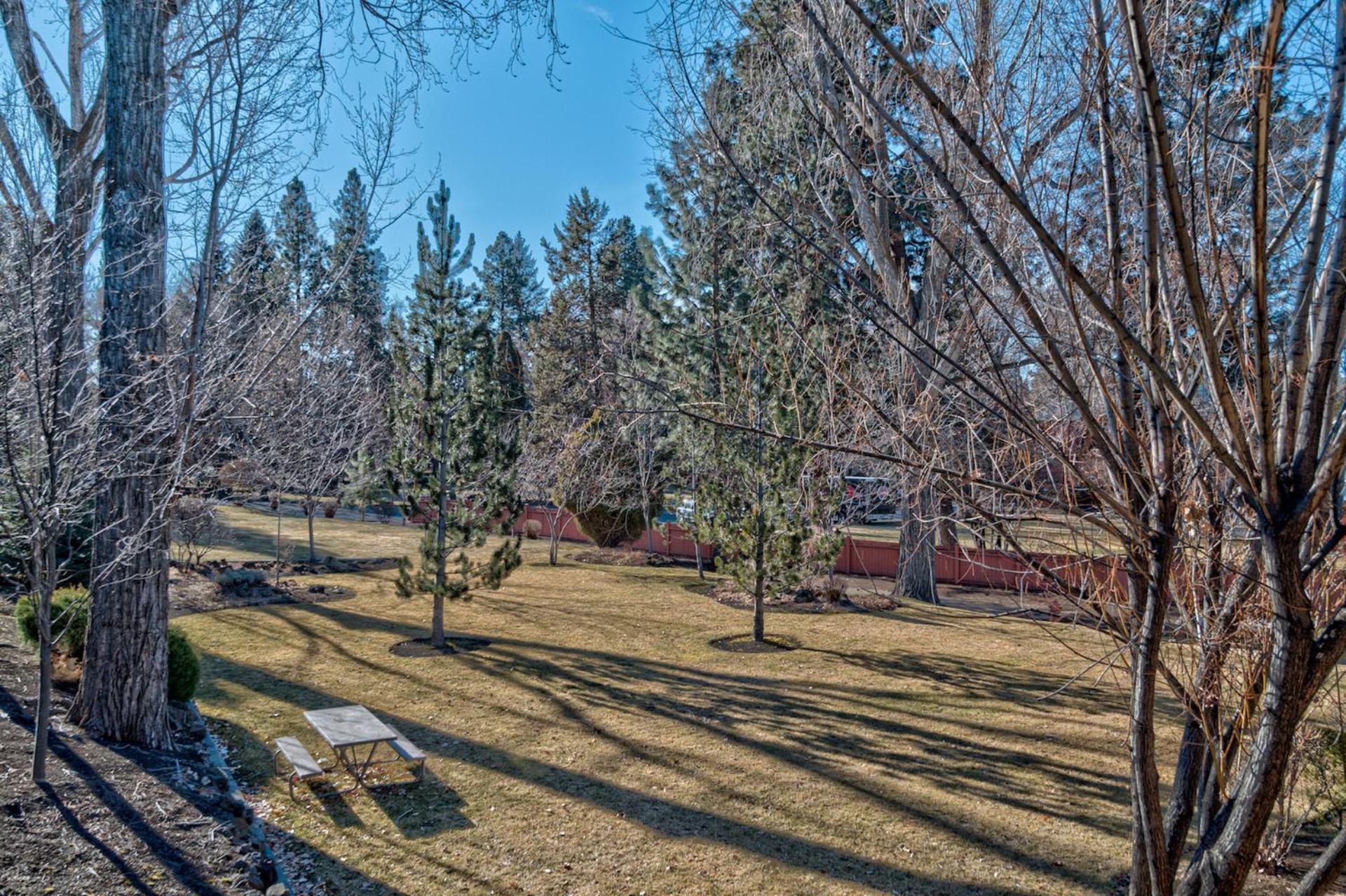 Pioneer Park Rentals Downtown Bend Quarto foto